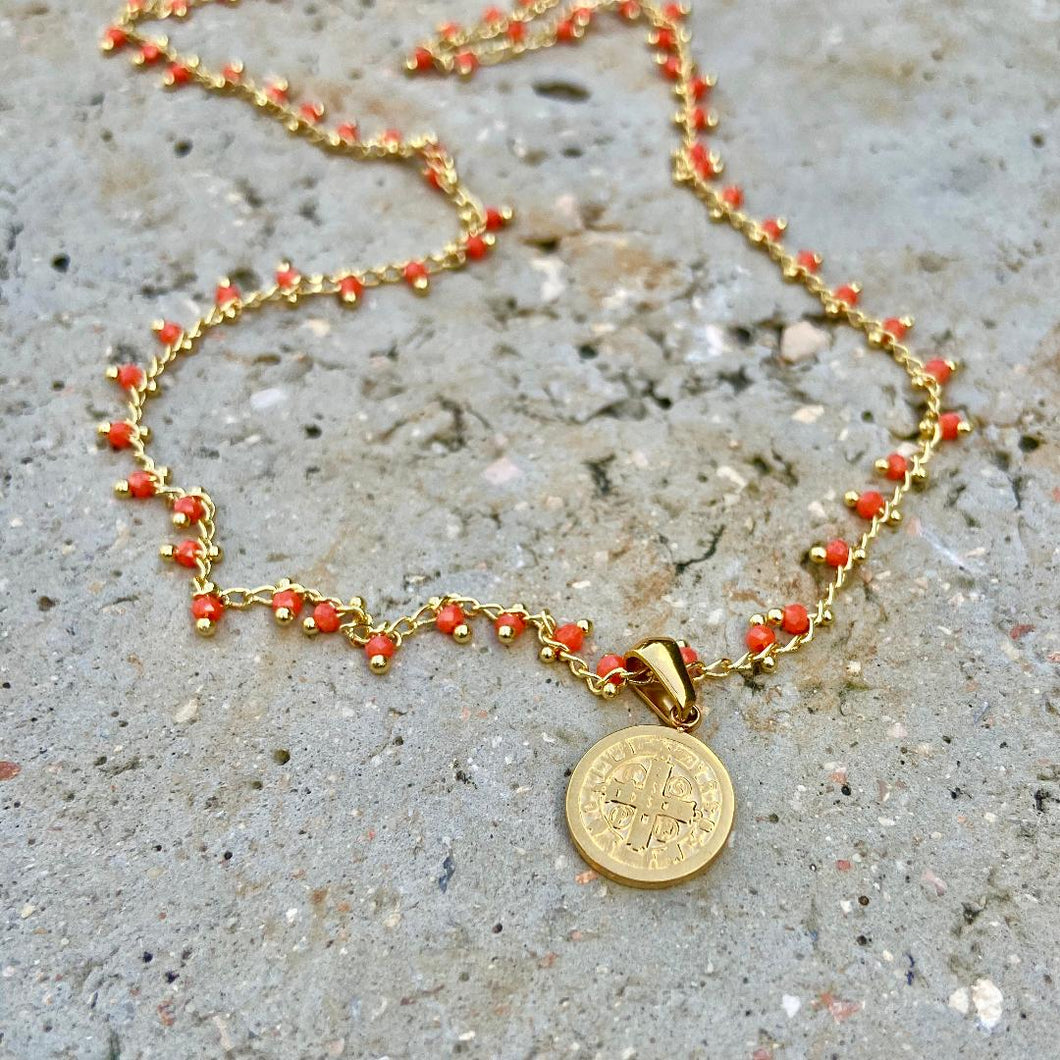 Collar con Medalla de San Benito
